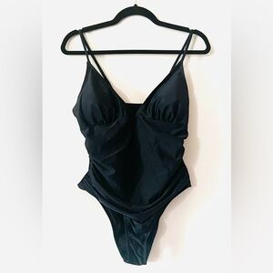 NWOT Ruched One Piece Swimsuit 🩶